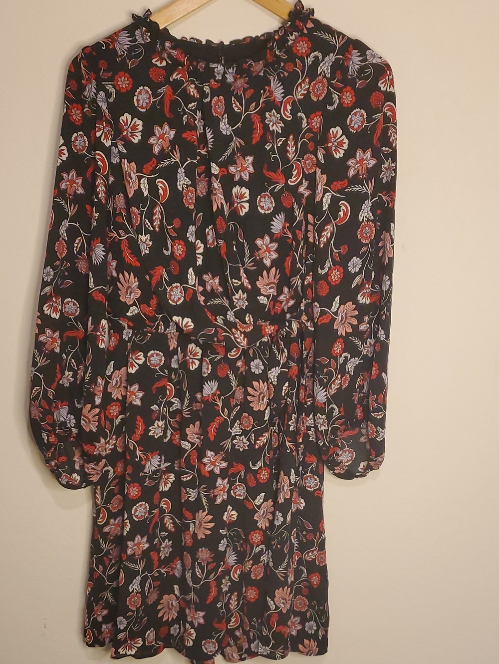 Floral Long-Sleeve Black Dress Size 8 Banana Republic Romantic Whimsygoth
